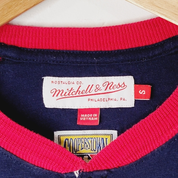 Boston Red Sox Baseball Shirt. - Picture 6 of 7